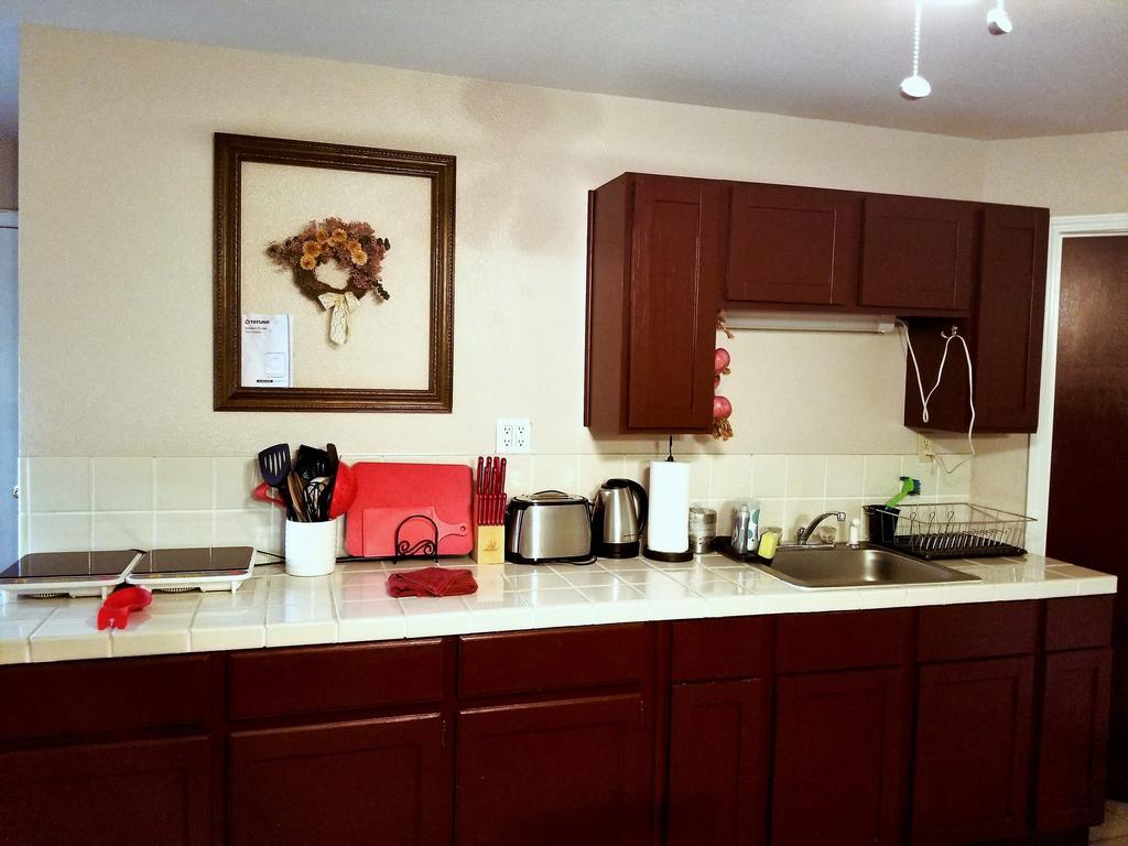 Charming Downstairs Unit Apartment Oakhurst Bagian luar foto