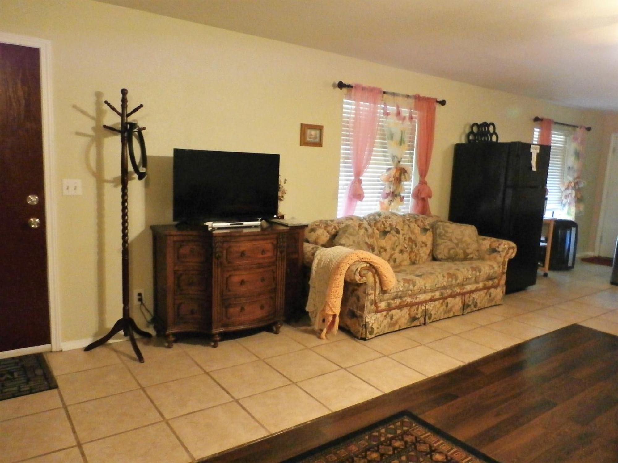Charming Downstairs Unit Apartment Oakhurst Bagian luar foto